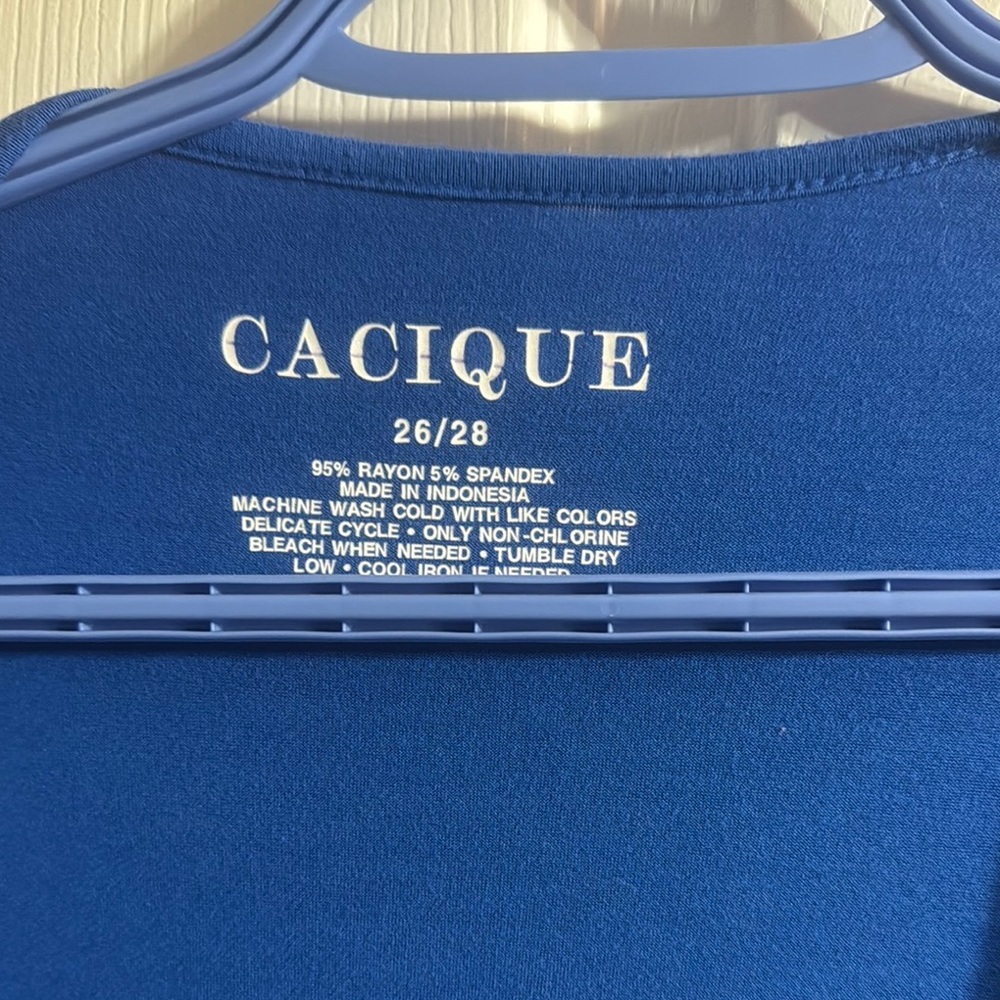 Cacique Blue V-Neck Top - Picture 3 of 3